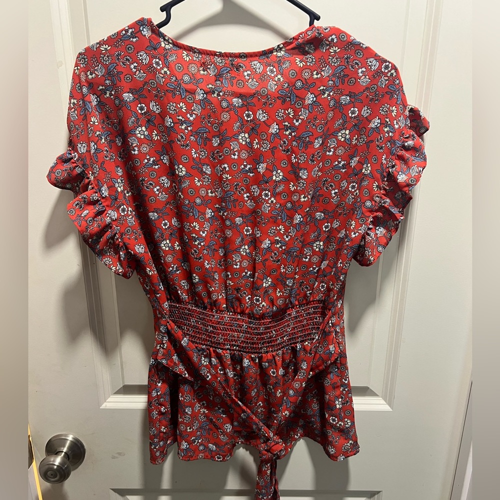 Max Studio tie front ruffle shoulder top - Picture 4 of 5